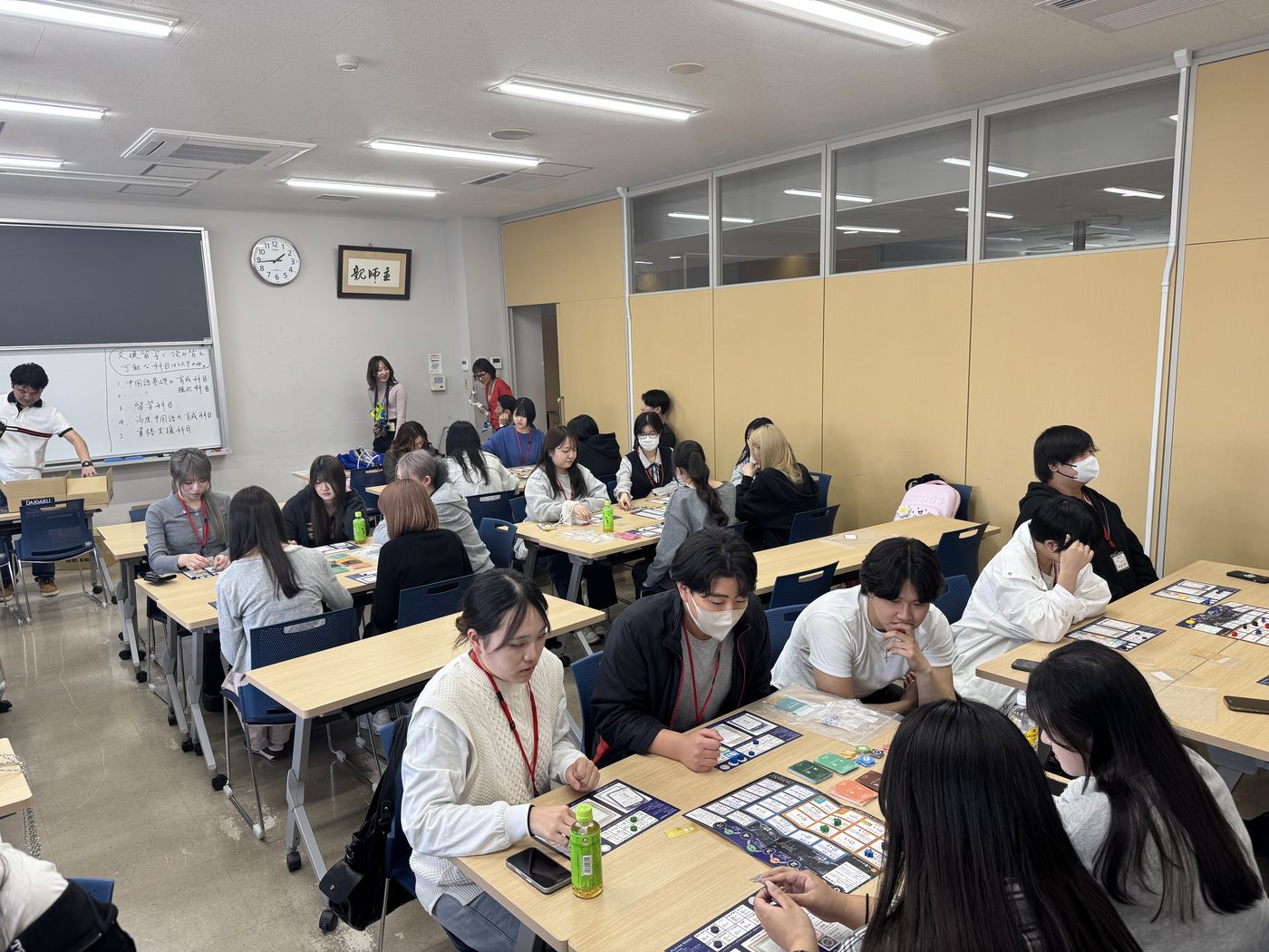 会場全体が、ひとつのゲームに夢中。
