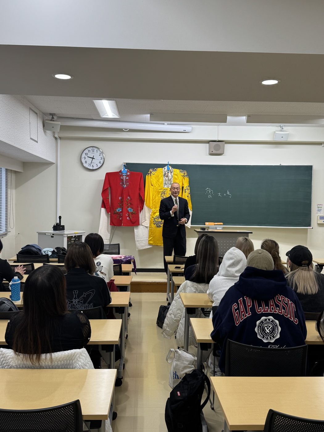外部講演 ― 京劇の世界を見るの写真