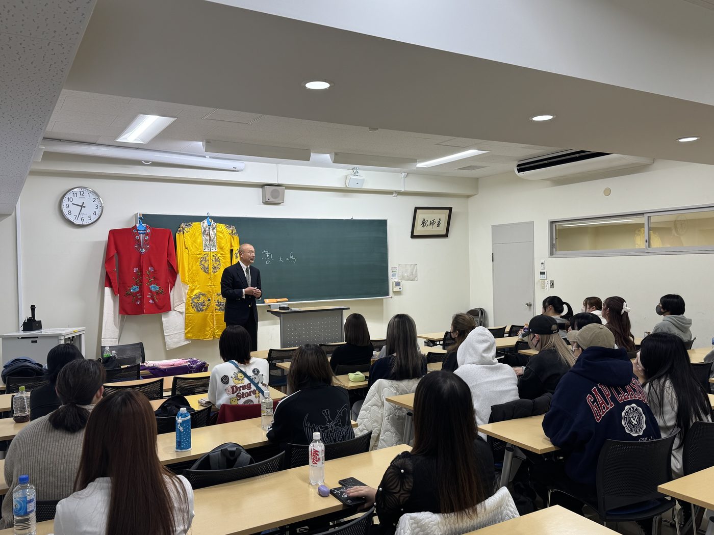 外部講演 ― 京劇の世界を見るの写真
