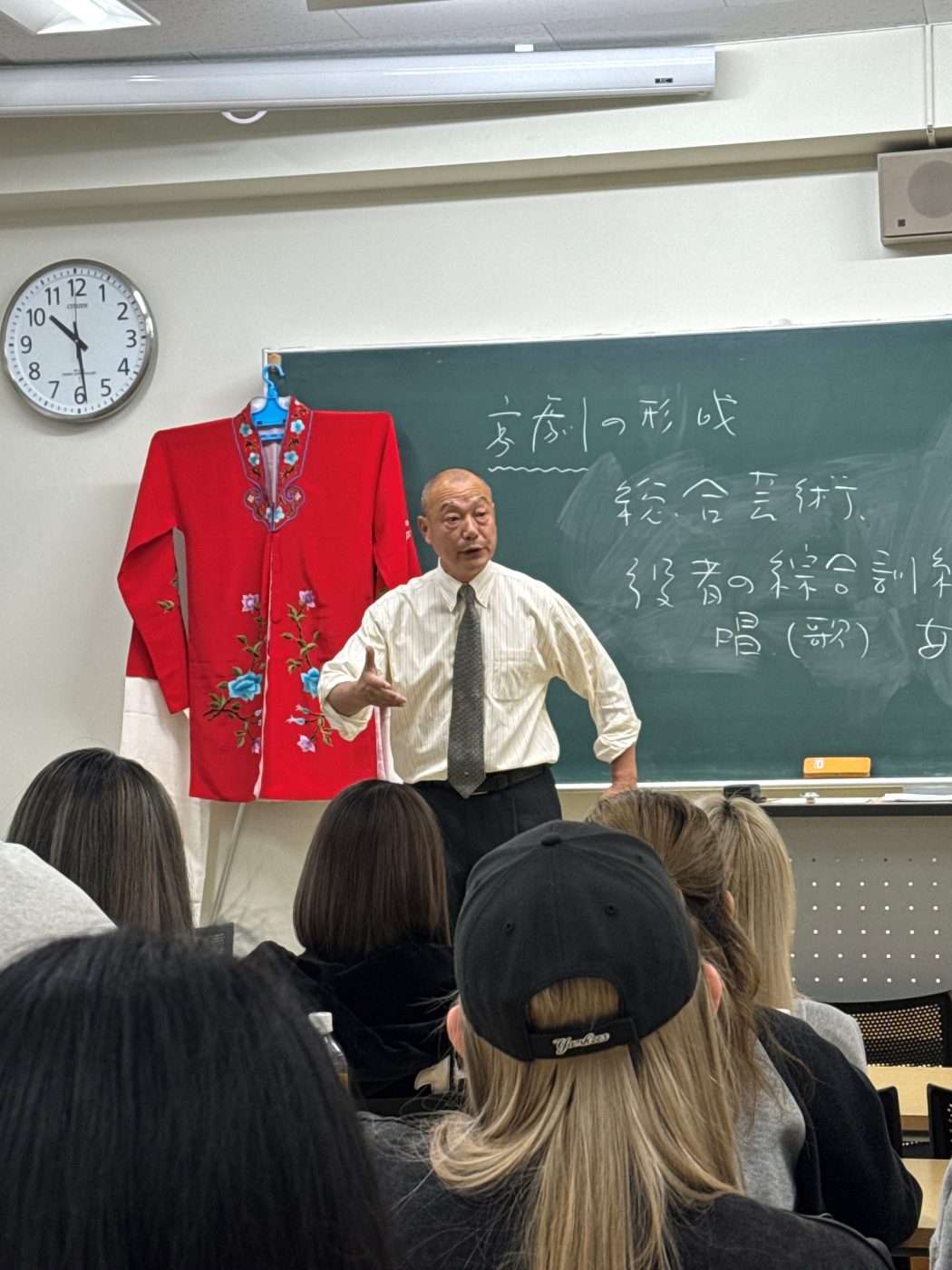 外部講演 ― 京劇の世界を見るの写真