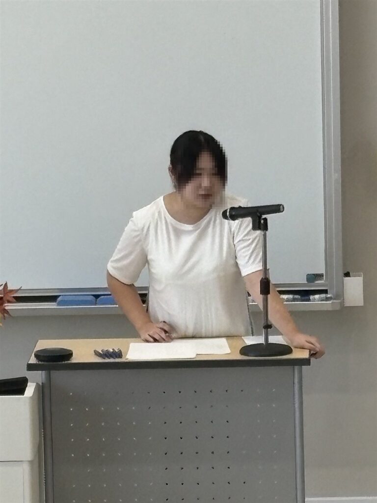 通訳部門に臨む本学の学生